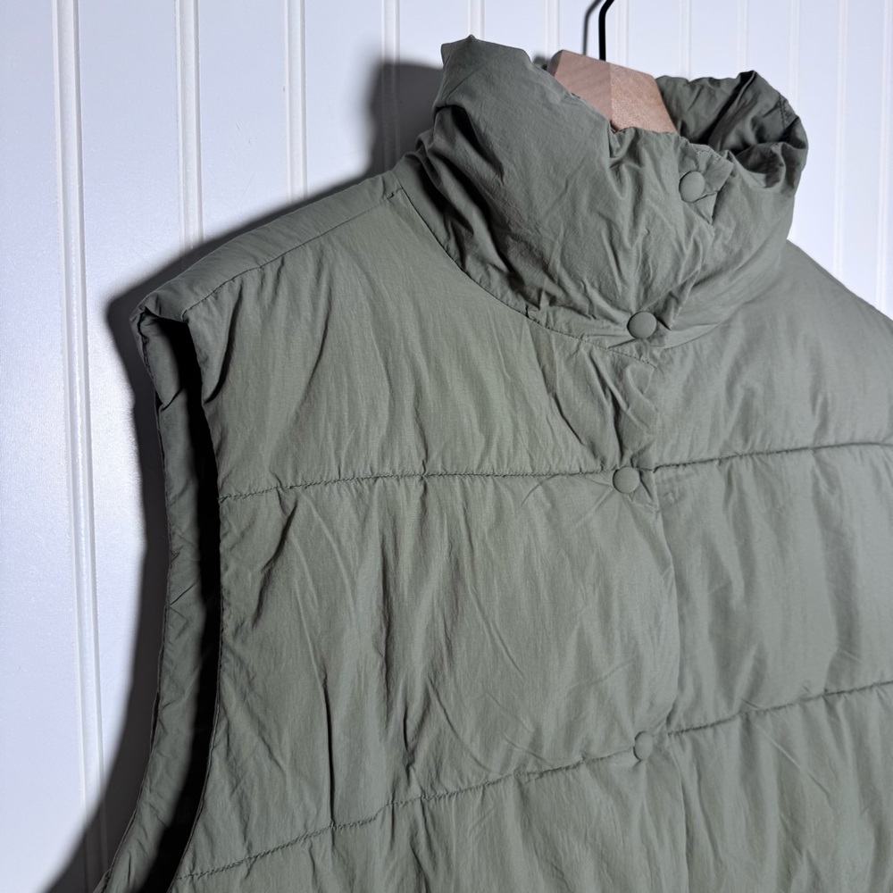 Cotton On Button Up Mother Puffer Sage Green Vest Jacket Women’s Size L/XL - Picture 5 of 12